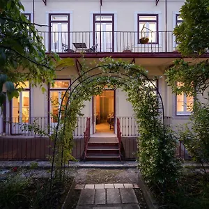 Bed & Breakfast O Jardim Da Tessa